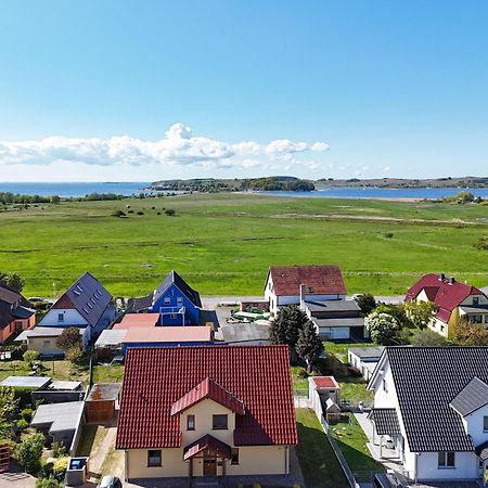 Schicke Fewo Mit Terrasse, Gratis Nutzung Vom Ahoi Erlebnisbad Und Sauna In Sellin - Haus De Niege Wech Fewo 02 ธีโซว์ ภายนอก รูปภาพ